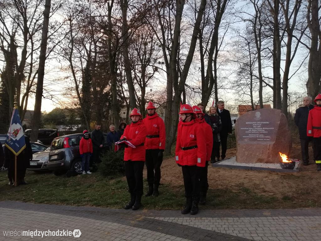 Obelisk pamięci Konstantego Chłapowskiego odsłonięty