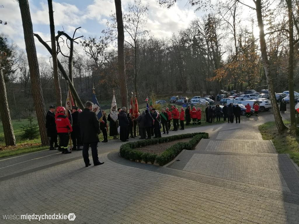 Obelisk pamięci Konstantego Chłapowskiego odsłonięty