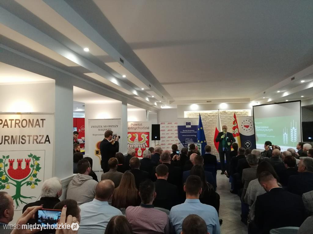 Europejska Akademiia Młodych Liderów Wsi