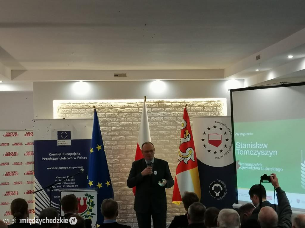 Europejska Akademiia Młodych Liderów Wsi