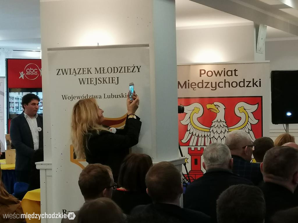 Europejska Akademiia Młodych Liderów Wsi