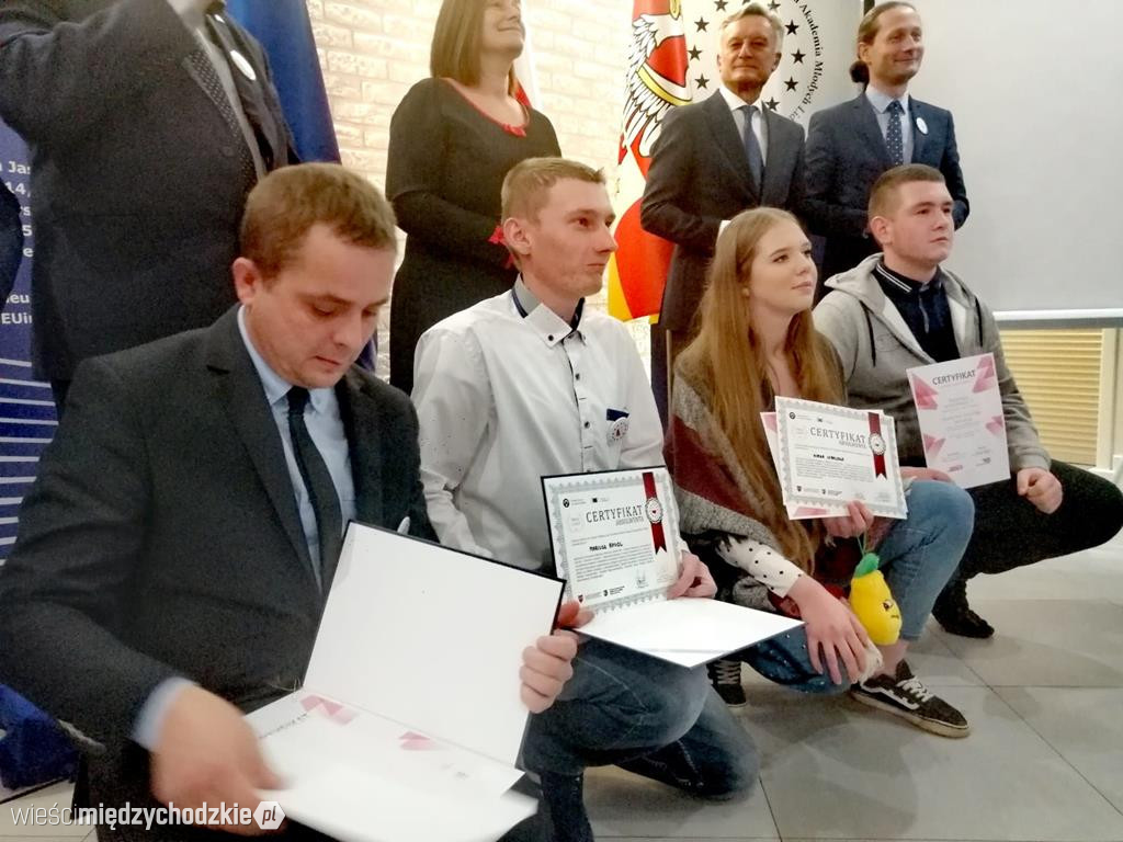 Europejska Akademiia Młodych Liderów Wsi