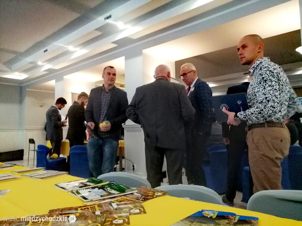 Europejska Akademiia Młodych Liderów Wsi