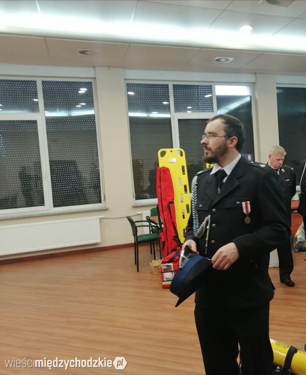 Strażacy z OSP otrzymali nowy sprzęt