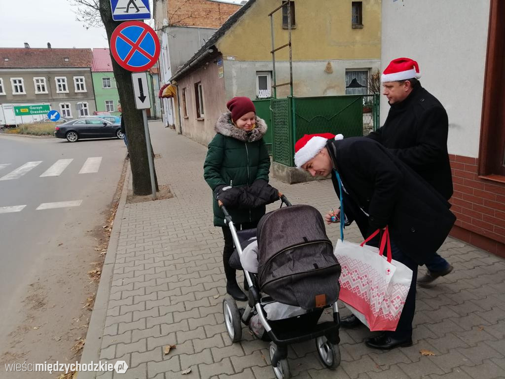 Burmistrz Międzychodu wcielił się w rolę Mikołaja