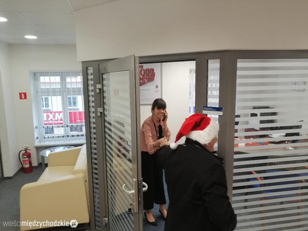 Burmistrz Międzychodu wcielił się w rolę Mikołaja