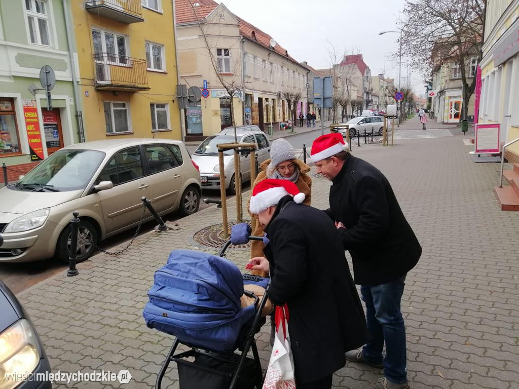 Burmistrz Międzychodu wcielił się w rolę Mikołaja