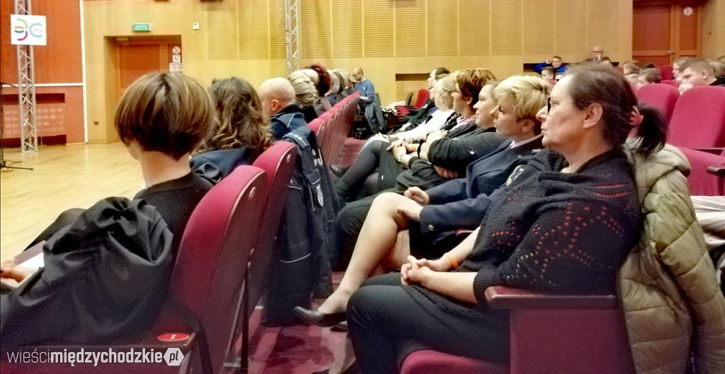 Lajkuję - nie hejtuję. Kampania Przeciwko Przemocy