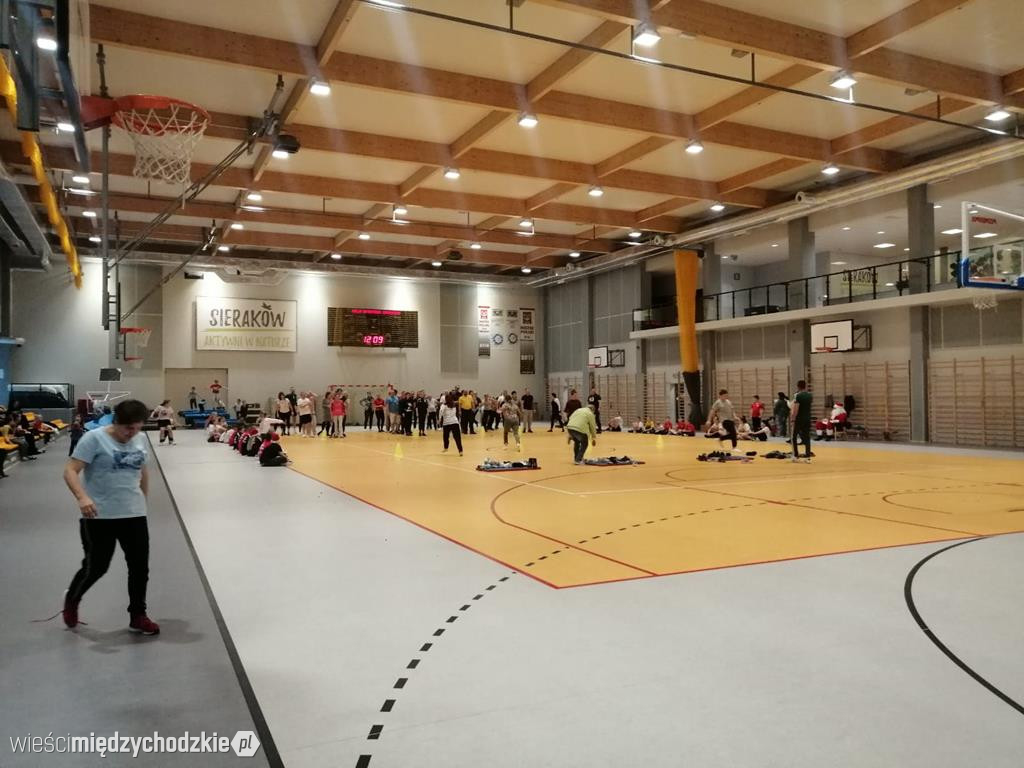 Mikołajkowe gry i zabawy w Sierakowie