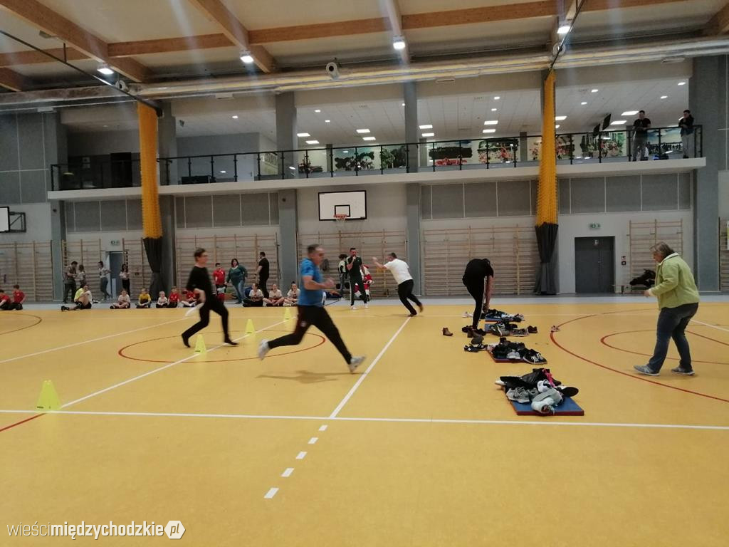 Mikołajkowe gry i zabawy w Sierakowie