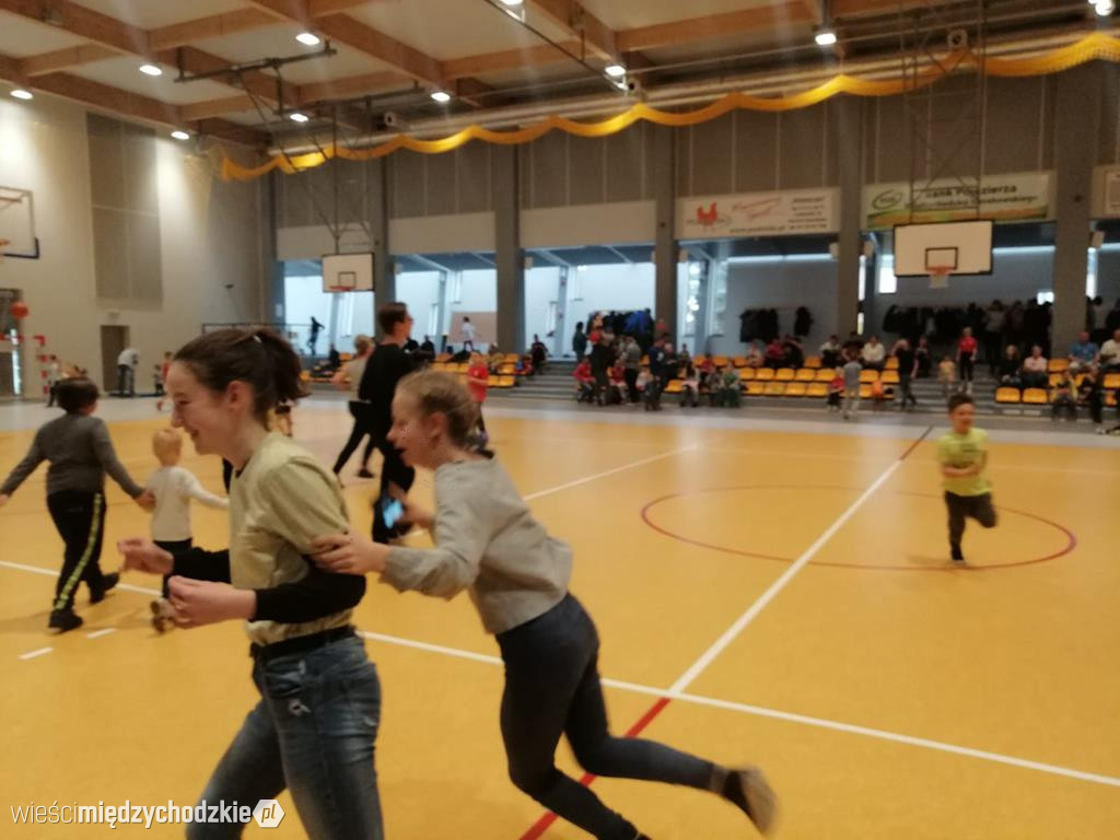Mikołajkowe gry i zabawy w Sierakowie