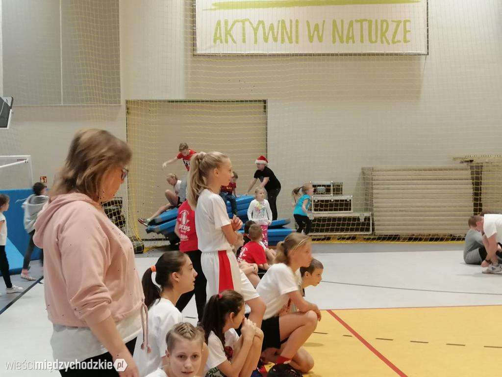 Mikołajkowe gry i zabawy w Sierakowie