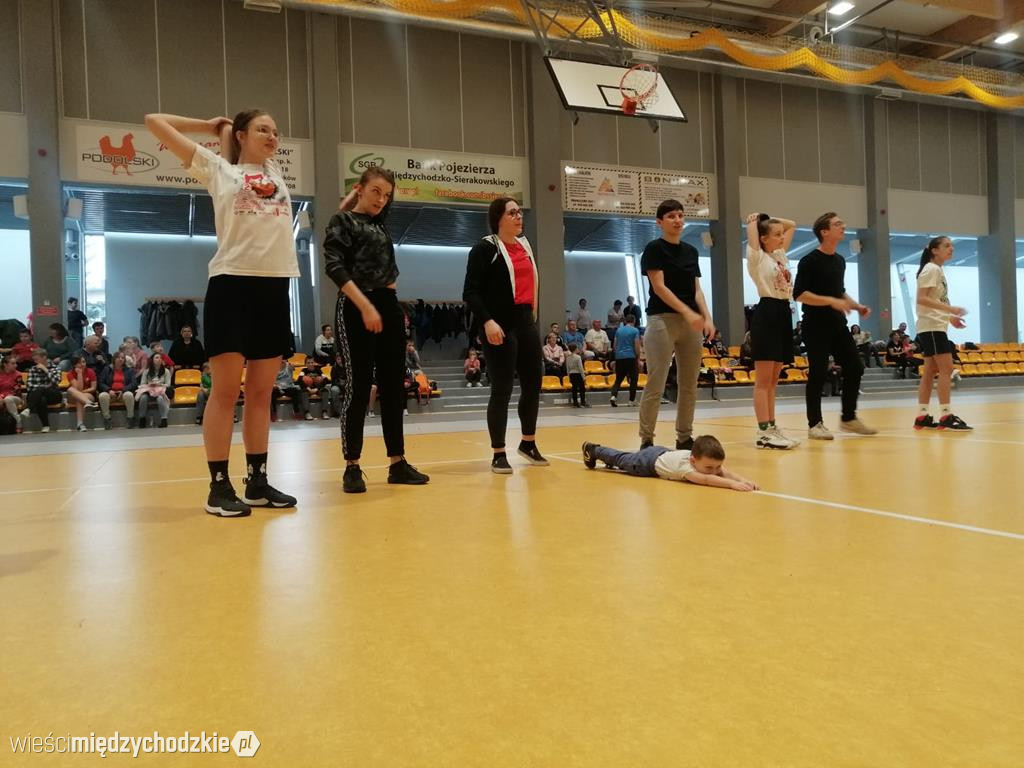 Mikołajkowe gry i zabawy w Sierakowie