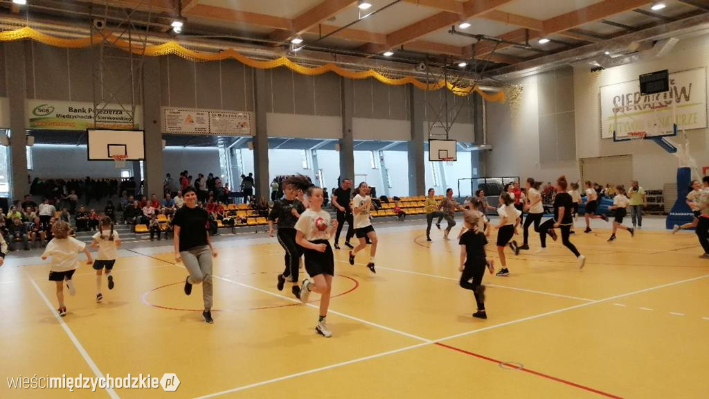 Mikołajkowe gry i zabawy w Sierakowie