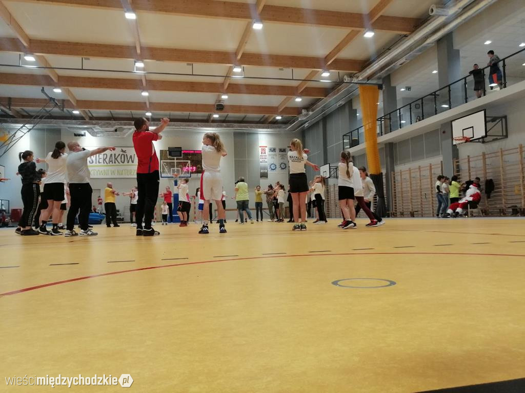 Mikołajkowe gry i zabawy w Sierakowie
