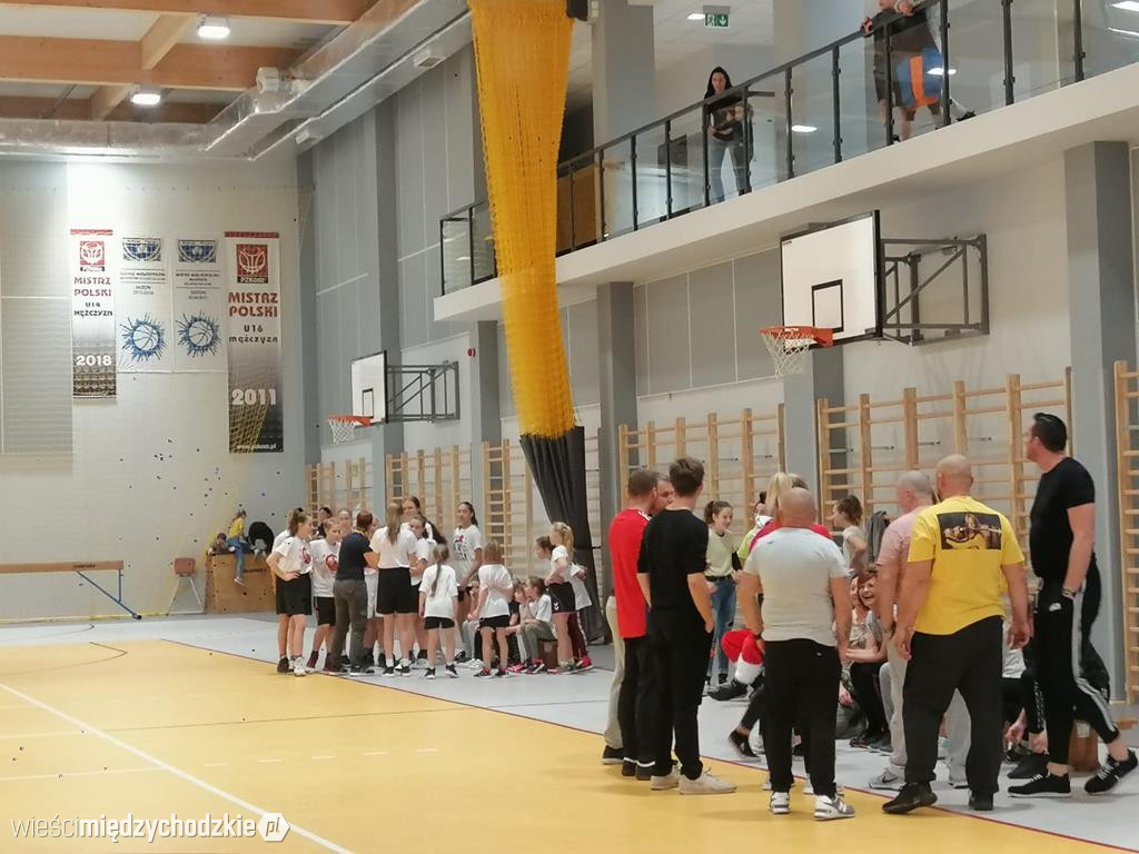 Mikołajkowe gry i zabawy w Sierakowie