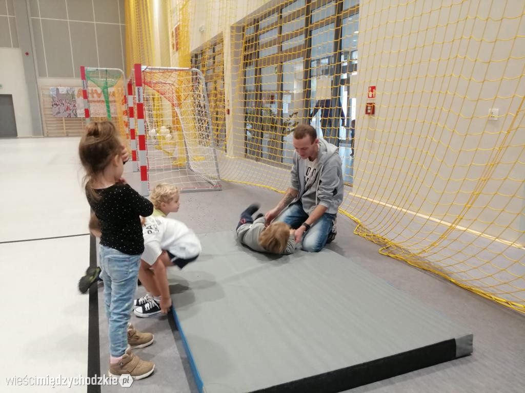 Mikołajkowe gry i zabawy w Sierakowie