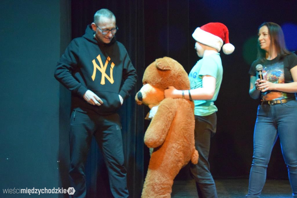 Festyn charytatywny dla Karoliny Kwiecińskiej