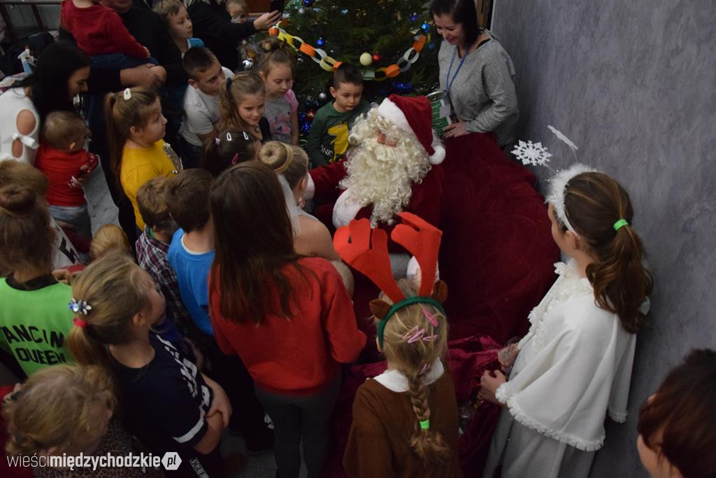 Festyn charytatywny dla Karoliny Kwiecińskiej