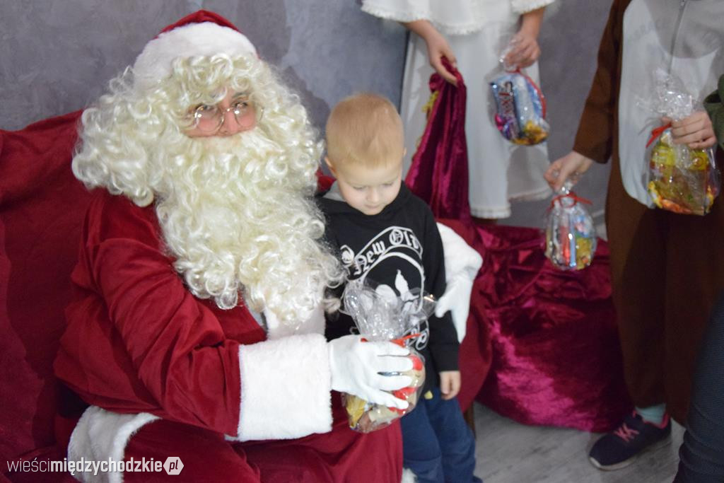 Festyn charytatywny dla Karoliny Kwiecińskiej