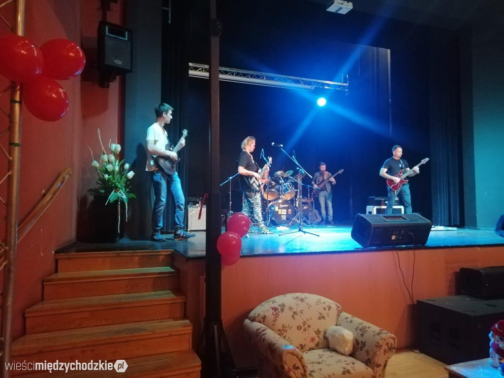 Festyn charytatywny dla Karoliny Kwiecińskiej