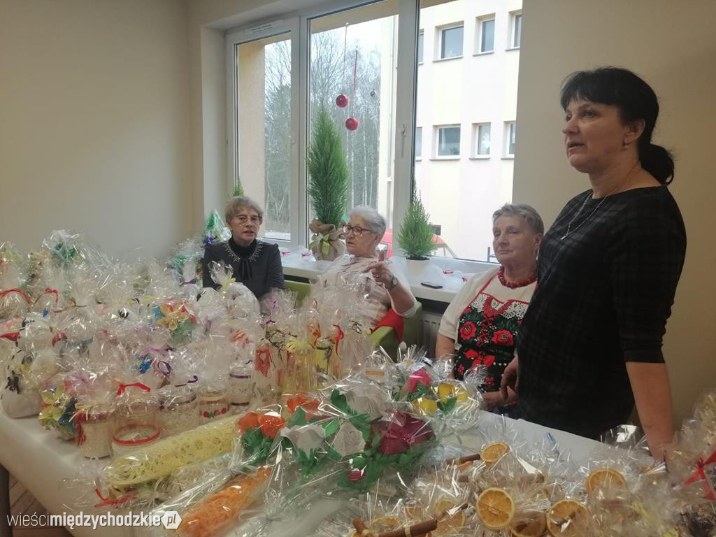 Mikołajkowe spotkanie - Uśmiech seniora