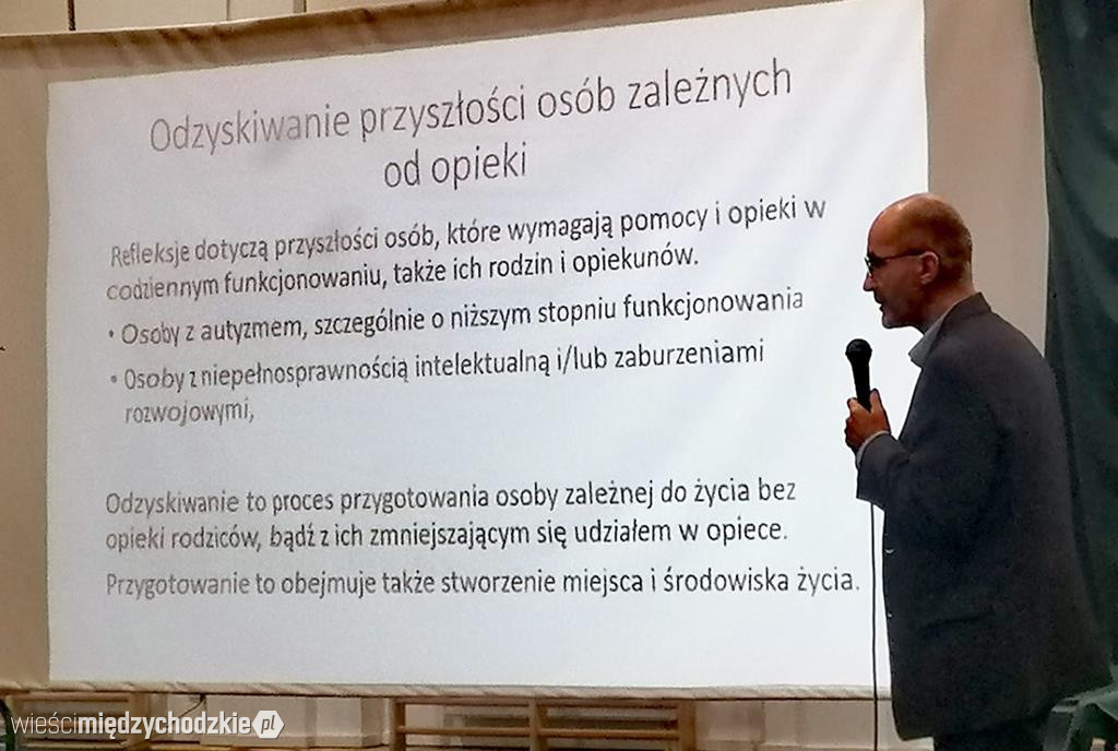 Konferencja na temat wsparcia osób niepełnosprawnych