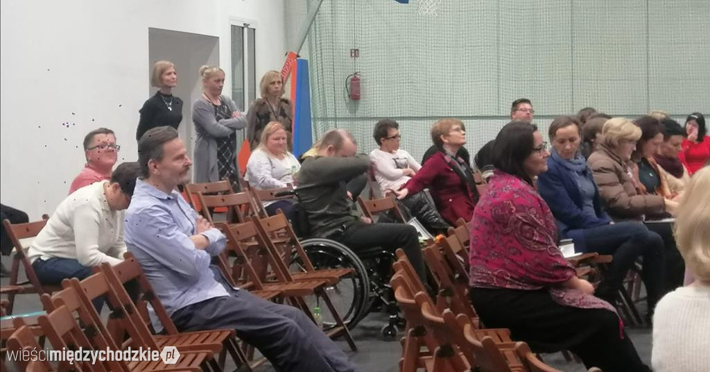 Konferencja na temat wsparcia osób niepełnosprawnych