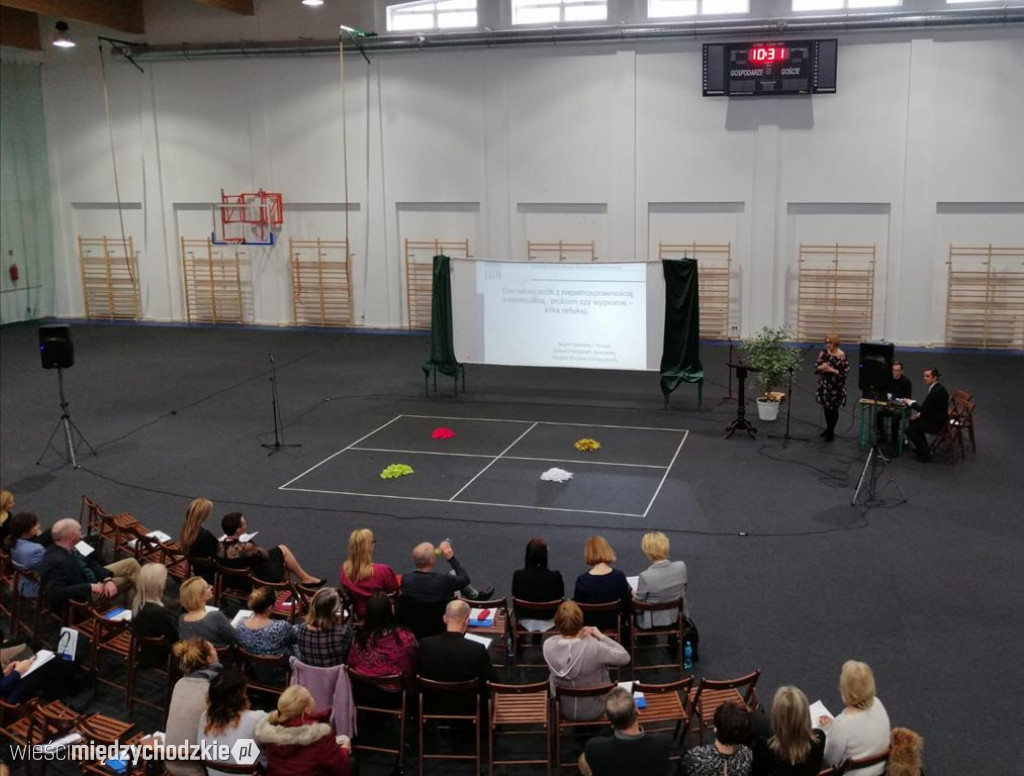 Konferencja na temat wsparcia osób niepełnosprawnych