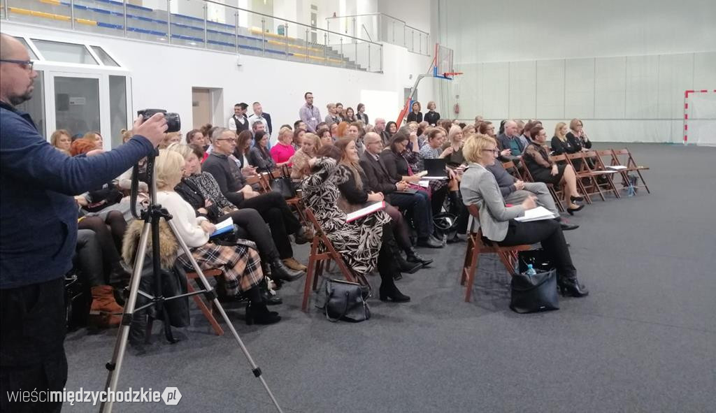 Konferencja na temat wsparcia osób niepełnosprawnych
