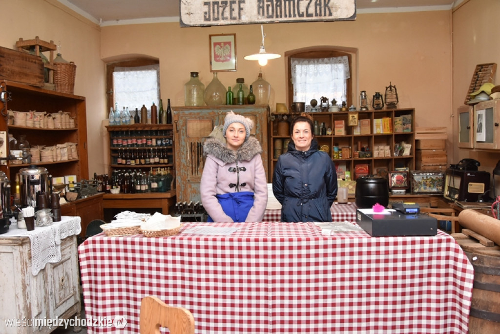 Kiermasz bożonarodzeniowy w Mniszkach