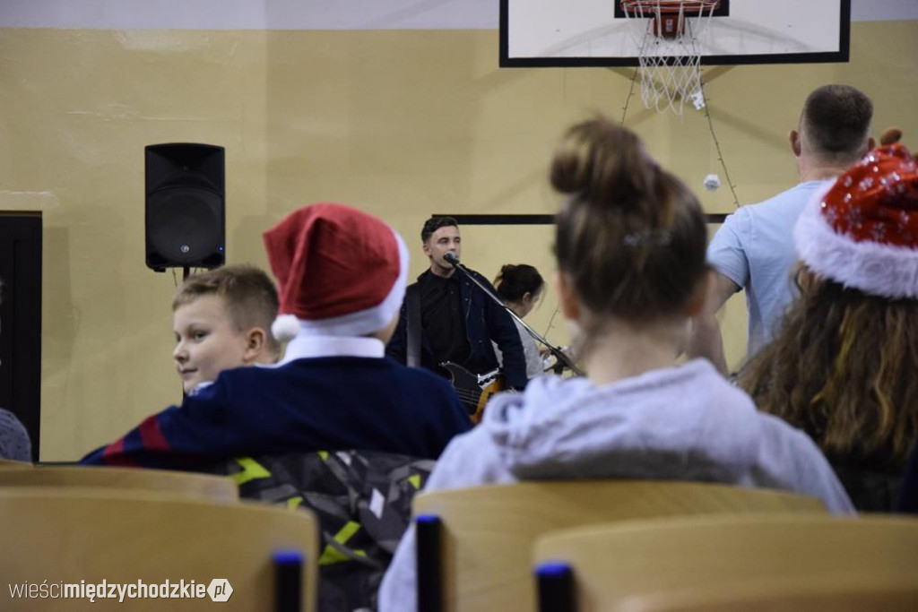 Powiatowy Jarmark Świątecznego Pomagania