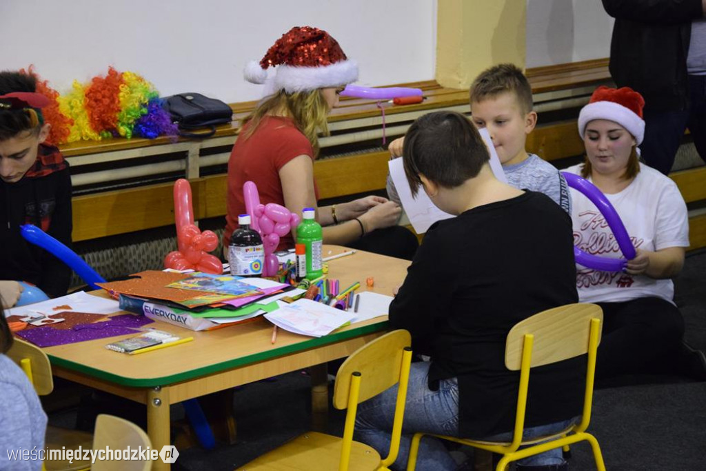 Powiatowy Jarmark Świątecznego Pomagania