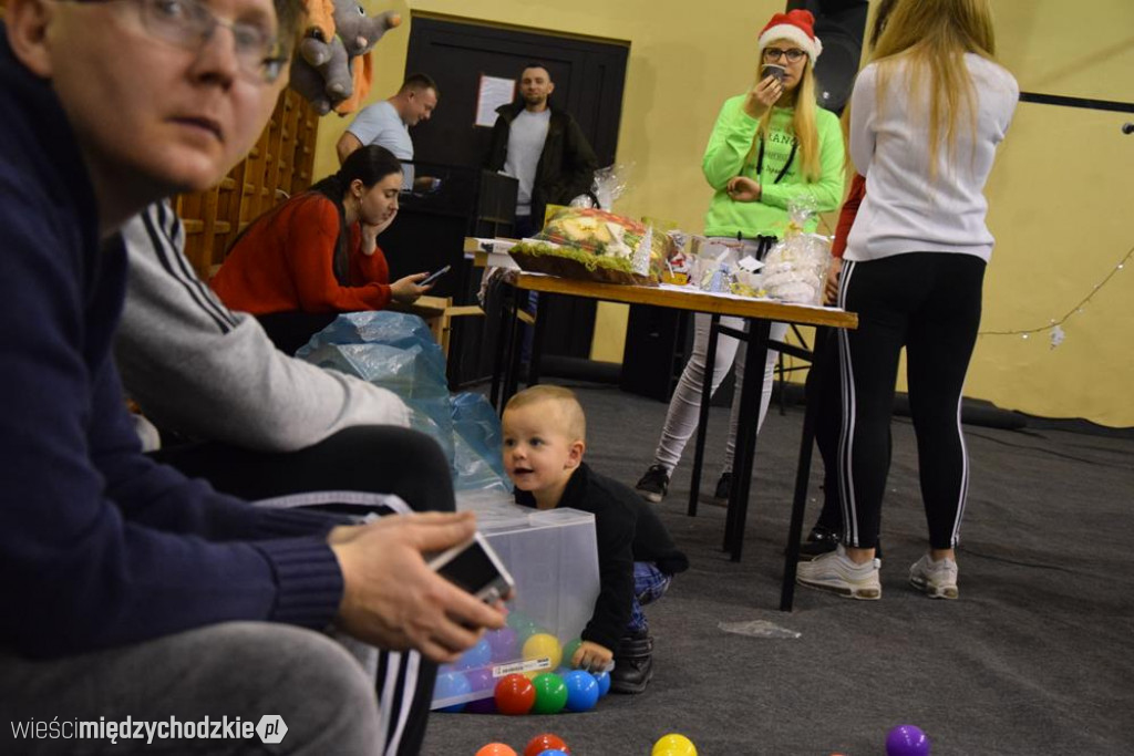 Powiatowy Jarmark Świątecznego Pomagania