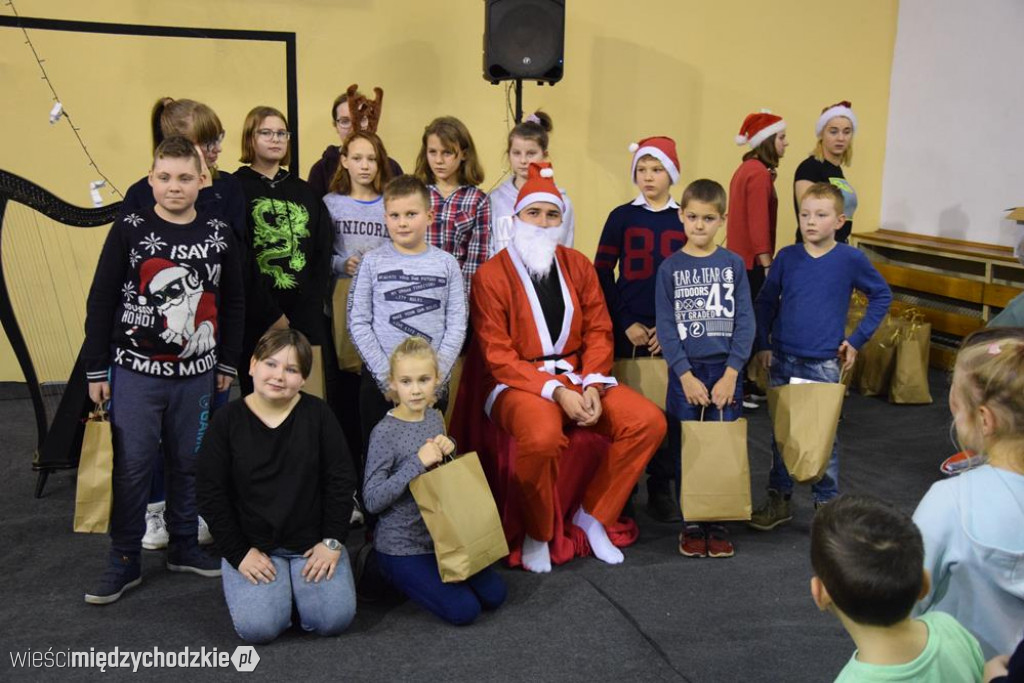 Powiatowy Jarmark Świątecznego Pomagania