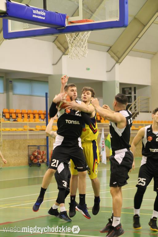 Sokół II wygrywa z MKS Września 97:89