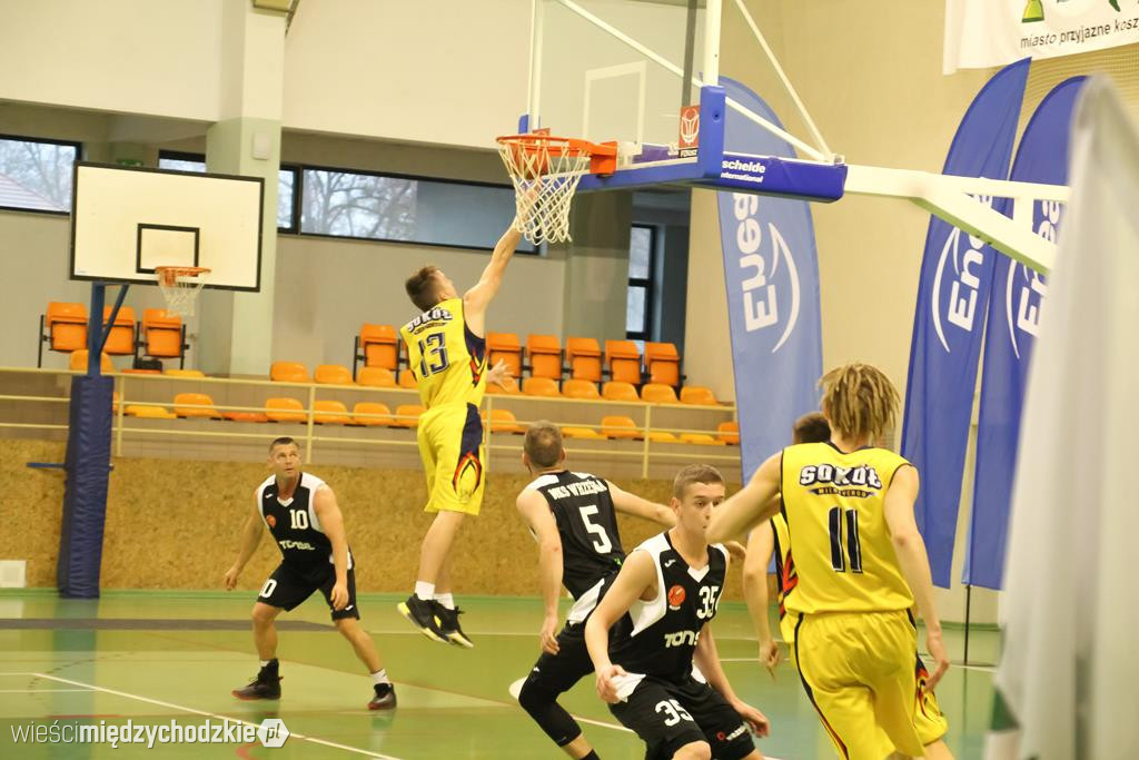 Sokół II wygrywa z MKS Września 97:89