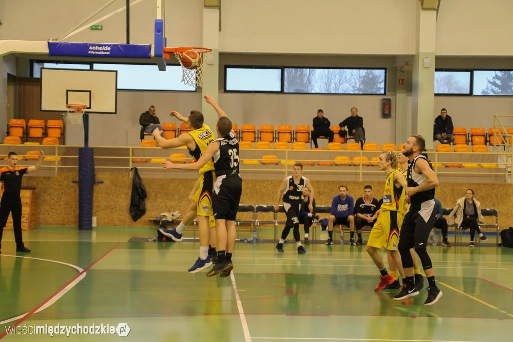 Sokół II wygrywa z MKS Września 97:89