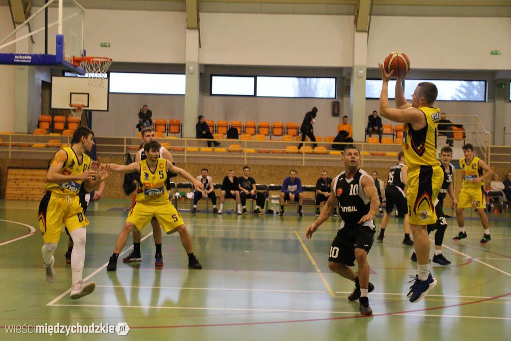 Sokół II wygrywa z MKS Września 97:89
