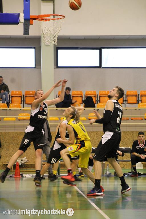 Sokół II wygrywa z MKS Września 97:89