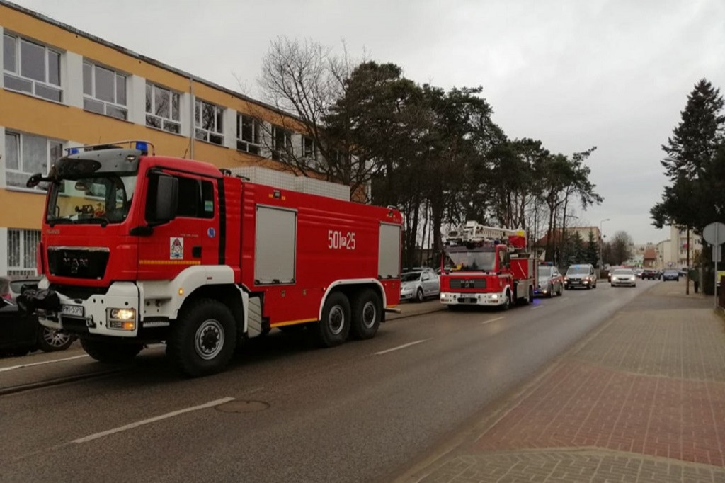 Szybka akcja strażaków w Zespole Szkół Technicznych