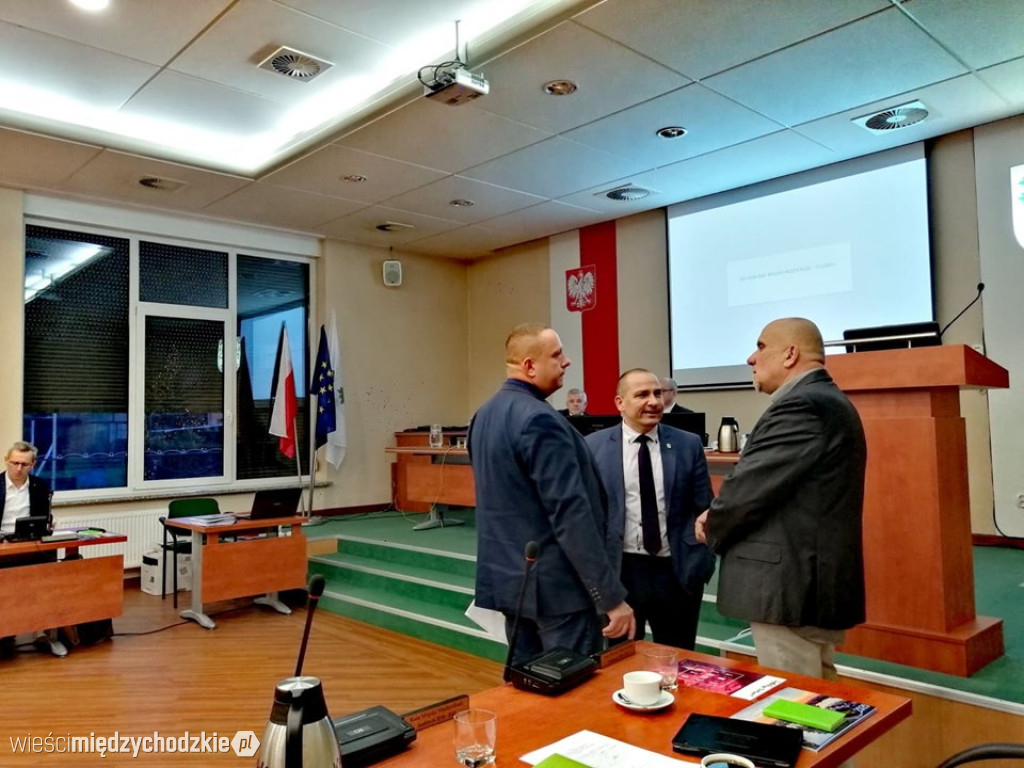 Budżet gminy Międzychód przyjęty.
