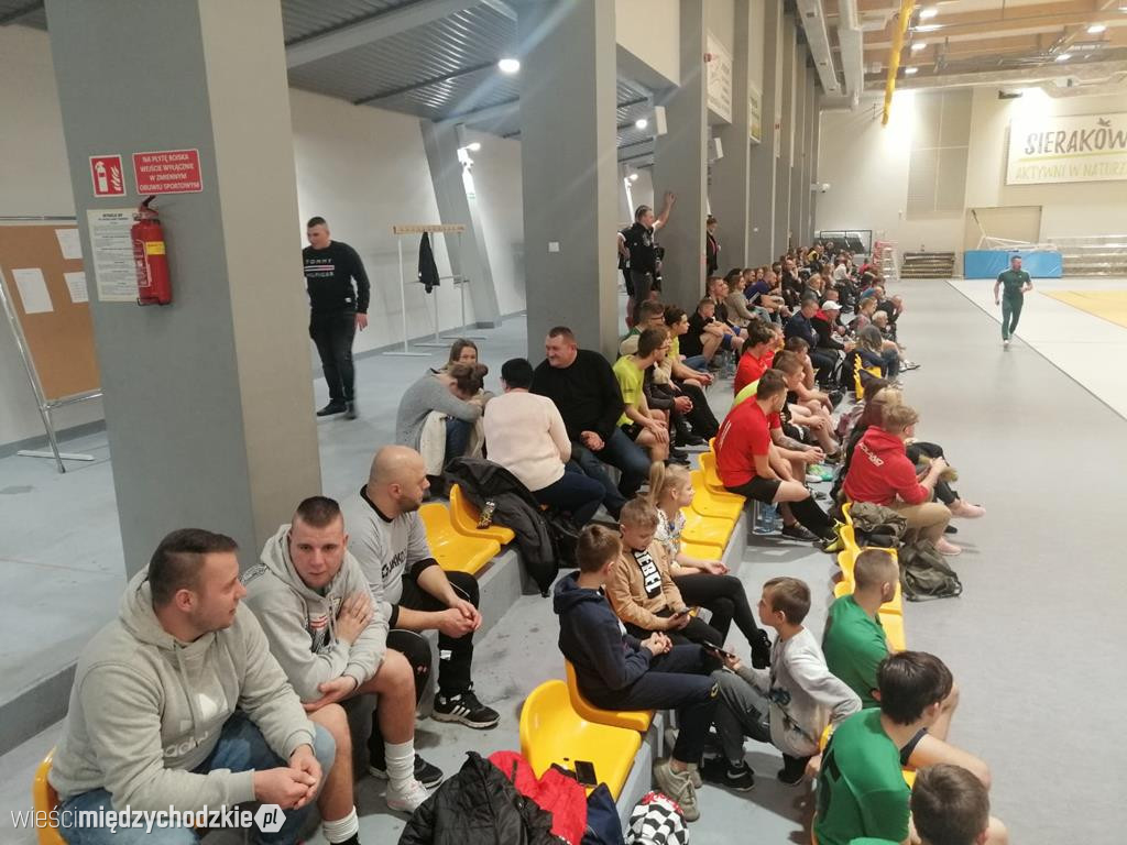 Nocny Turniej Piłki Nożnej Halowej