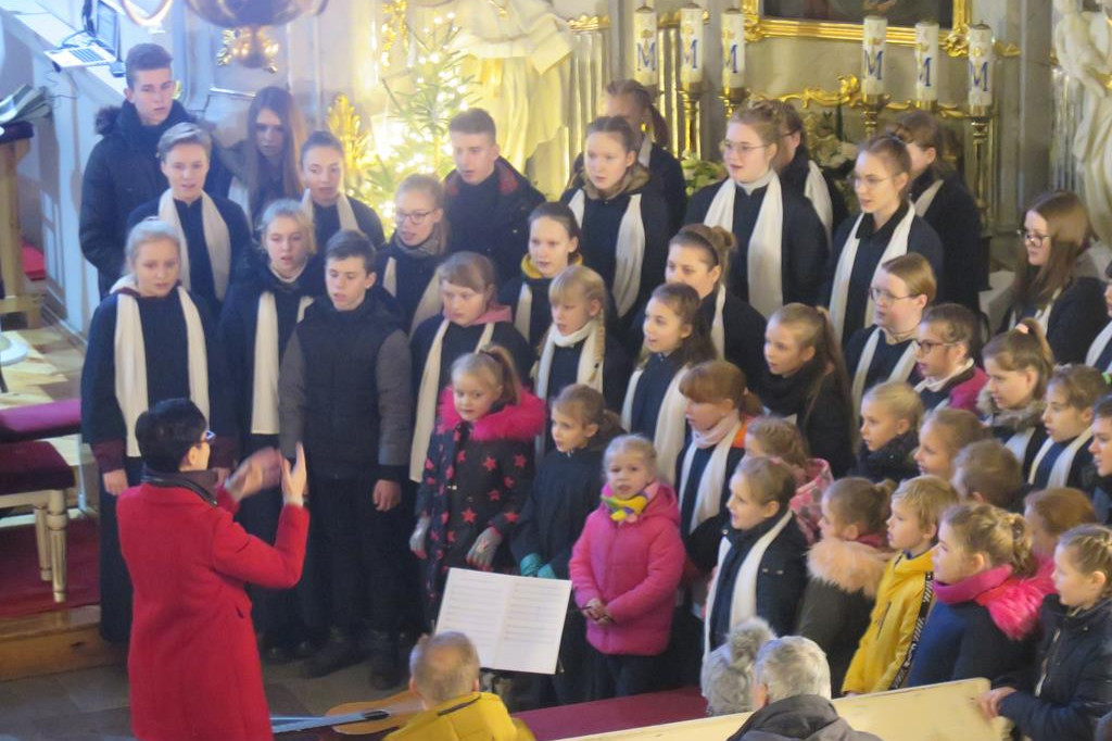 Bogu na chwałę, bliźniemu z pomocą