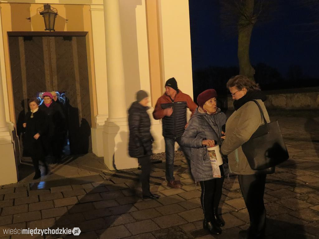 Bogu na chwałę, bliźniemu z pomocą