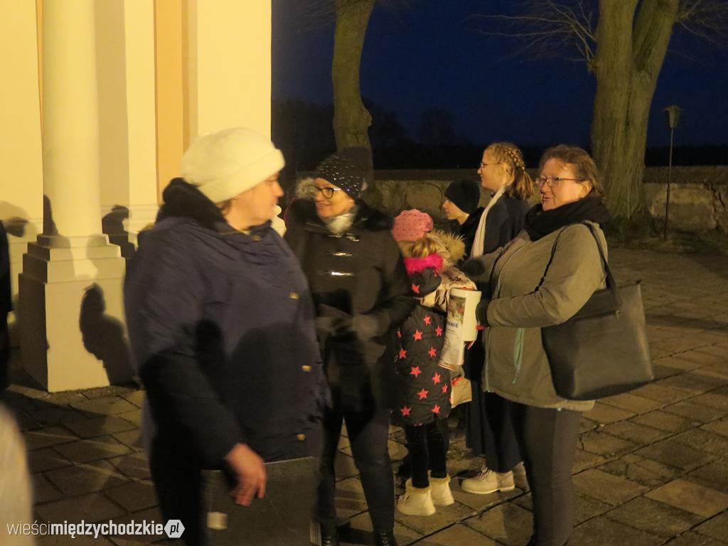 Bogu na chwałę, bliźniemu z pomocą