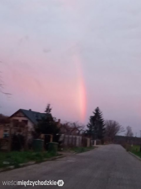 Poranna tęcza w Międzychodzie i Bielsku