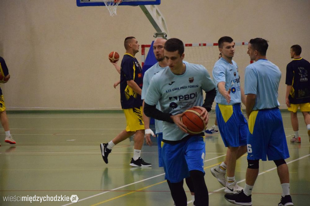 Sokół Międzychód - AZS UMK PBDI Toruń 106-87