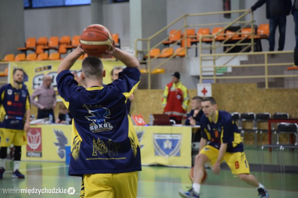 Sokół Międzychód - AZS UMK PBDI Toruń 106-87
