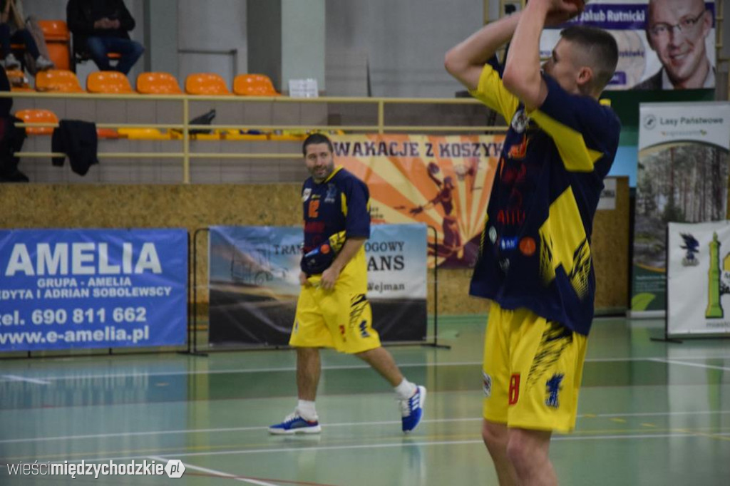 Sokół Międzychód - AZS UMK PBDI Toruń 106-87